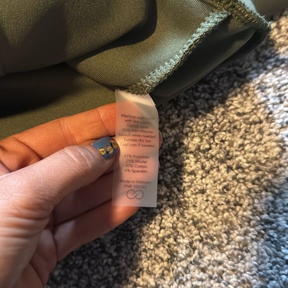 NWOT womens calia cropped funnel neck pullover - Picture 5 of 5